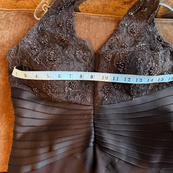 Pure Silk brown gown size 14 - Picture 7 of 9